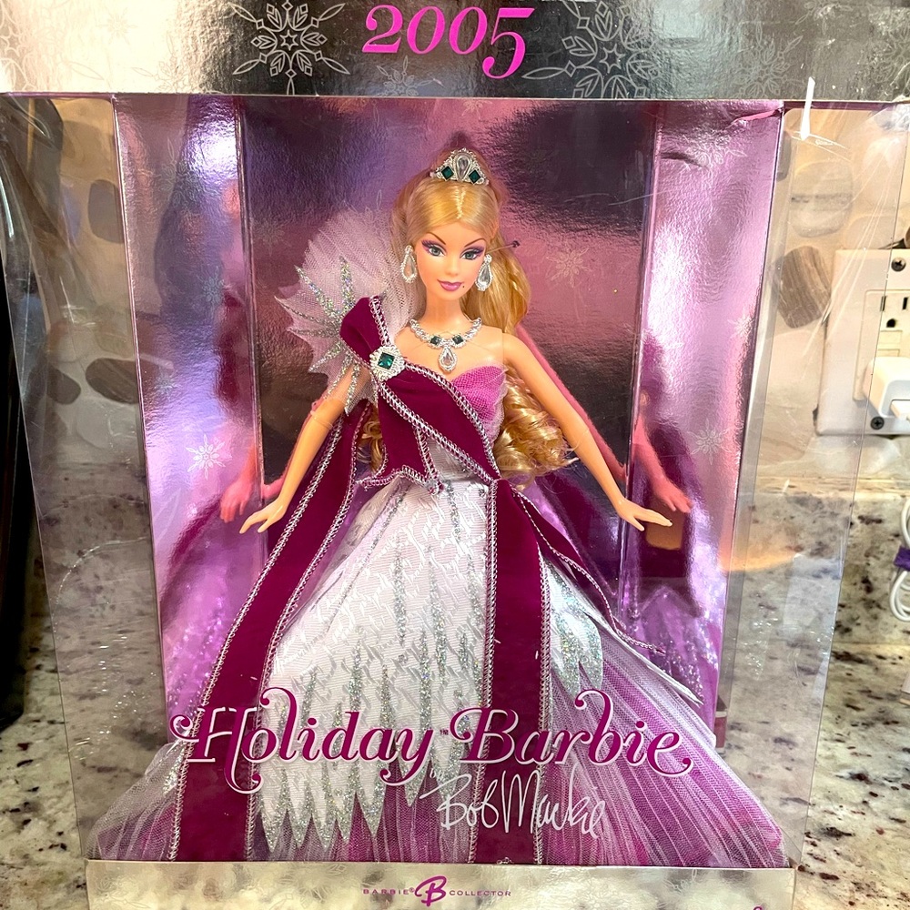 2005 holiday Barbie  Bob Mackie Design